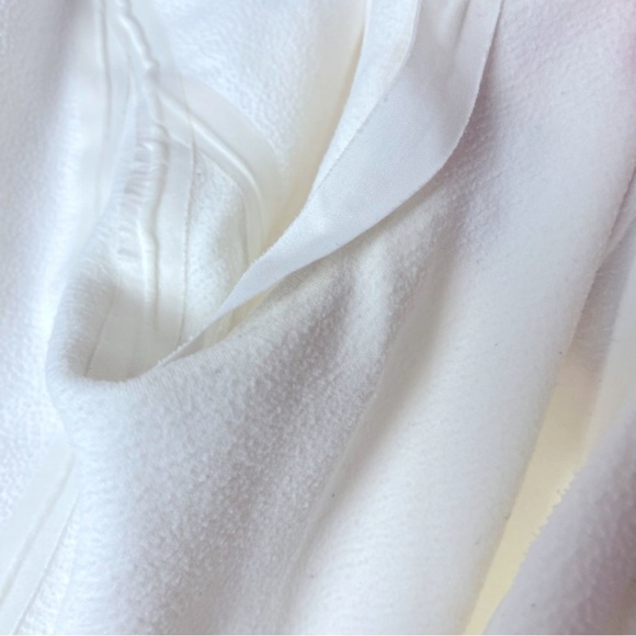 Lululemon Cross Chill Jacket - Picture 10 of 11